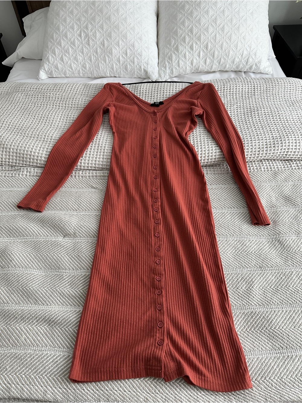 Missguided Ribbed Long Sleeve V-Neck Midi Dress - Rust